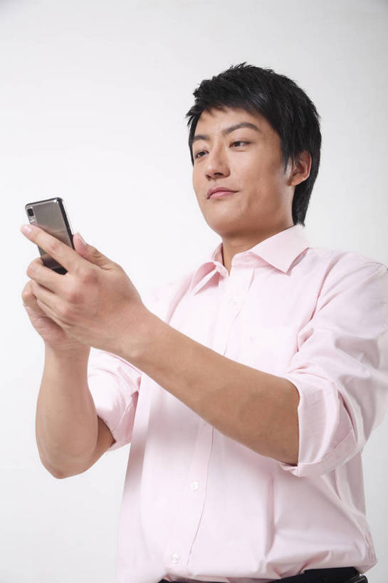 东方人,商务人士,打电话,微笑,竖图,彩色,室内,特写,白色背景,正面,衬衫,西装,商务,通讯,安全,成功,合作,职员,电话,手机,亚洲,中年,伸展,套装,正装,庆祝,平静,人像,拨号,工作,领带,联系,年轻,生活,注视,黄种人,通讯设备,现代,东方,一个,白色,手势,招手,职业,健康,成年,成人,成熟,色彩,压力,友好,专注,舒展,金融,短信,通信,影棚,生活方式,经济,宁静,庆贺,姿态,关注,气质,呐喊,消息,目标,和平,安详,贸易,冲动,形象,太平,安适,安好,宁靖,激昂,激动,交流,协作,男人,男性,亚洲人,中国人,年轻人,白领,商人,上班族,移动电话,沟通,讲话,通话,半身,衬衣,商业,白领阶层,办公室职员,好消息,升职,行为,bj174