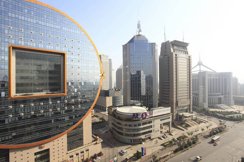 无人,横图,彩色,室外,白天,美景,城市,道路,建筑,街道,路,公路,中国,图片,景观,交通,现代建筑,摩天大厦,商务楼,景色,摄影,辽宁,沈阳,马路,高楼,商业中心,方圆大厦,bj174