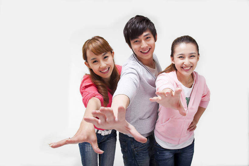 东方人,伙伴,站,笑,横图,彩色,室内,白天,正面,时尚,满意,自由,友谊,分享,合作,北京,中国,人物,图片,许多人,浪漫,美丽,休闲装,一群人,享受,休闲,活力,可爱,自信,喊,摄影,生活方式,青春,优雅,俯冲,男人,男性,年轻男性,年轻女性,女人,女性,亚洲人,中国人,年轻人,半身,影棚拍摄,愉快,bj174