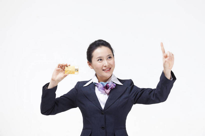 东方人,一个人,商务人士,商务女性,站,横图,彩色,室内,白天,正面,西装,商务,时尚,满意,自由,成功,北京,中国,套装,正装,人物,图片,美丽,生活,现代,职业,展示,活力,可爱,美女,自信,理财,摄影,奋斗,青春,优雅,商务装,工薪阶层,精明,银行卡,年轻女性,女人,女性,亚洲人,中国人,年轻人,白领,上班族,电子商务,半身,影棚拍摄,愉快,bj174