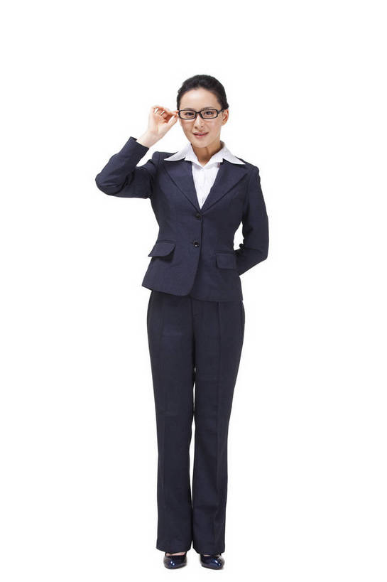东方人,一个人,商务人士,商务女性,站,竖图,彩色,室内,白天,正面,西装,商务,时尚,满意,自由,成功,北京,中国,套装,正装,人物,图片,美丽,生活,现代,职业,活力,可爱,美女,竖,自信,摄影,奋斗,青春,优雅,戴眼镜,商务装,工薪阶层,精明,年轻女性,女人,女性,亚洲人,中国人,年轻人,白领,上班族,全身,影棚拍摄,愉快,bj174