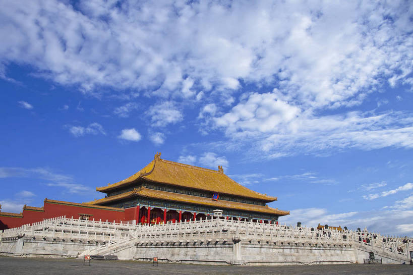 无人,故宫,宫殿,横图,彩色,室外,白天,旅游,度假,名胜古迹,标志建筑,地标,建筑,北京,中国,遗迹,图片,文化遗产,云,辉煌,古迹,历史,文物,娱乐,建设,古建筑,蓝天,阳光,享受,休闲,旅游胜地,放松,摄影,古代建筑,石栏,权威,高贵,文明,中国文化,古文明,清朝,权力,权势,民族建筑,太和殿,古代文明,势力,旅行,皇宫,传统文化,bj174