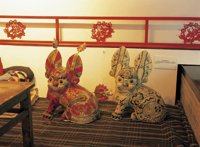 摄影师,横图,彩色,照片,室内,摆设,雕塑,中国,亚洲,民俗,文化,传统,东方,少数民族,民族,剪纸,摄影,近景,东亚,摄像师,陕西,陕西省,中华人民共和国,民族文化,西北地区,陕,传统文化,bj174