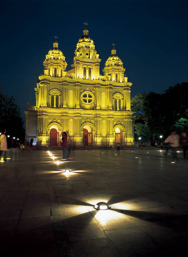 摄影师,教堂,竖图,彩色,照片,室外,夜晚,旅游,城市,建筑,霓虹灯,北京,中国,亚洲,首都,东方,灯,风景,黄昏,王府井,远景,摄影,信仰,东亚,摄像师,中华人民共和国,东城区,北京市,京,北平,华北地区,王府井大街,东堂,王府井天主堂,标志性建筑,东城,bj174