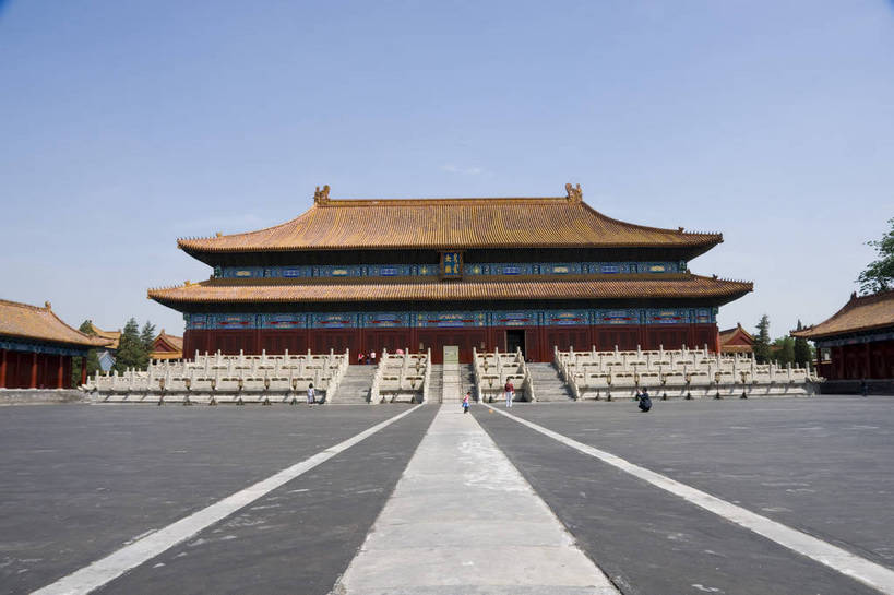 无人,摄影师,宫殿,栏杆,横图,彩色,室外,白天,旅游,建筑,玉,北京,中国,亚洲,古老,壮观,扶手,庭院,屋顶,古迹,文化,古建筑,护栏,东方,大殿,台阶,名胜,风景,蓝天,阳光,奢侈品,晴天,宁静,玉器,贵重,雄伟,珍贵,安宁,文明,玉石,汉白玉,摄像师,气势,宝贵,旅行,劳动人民文化宫,汉白玉石,bj174