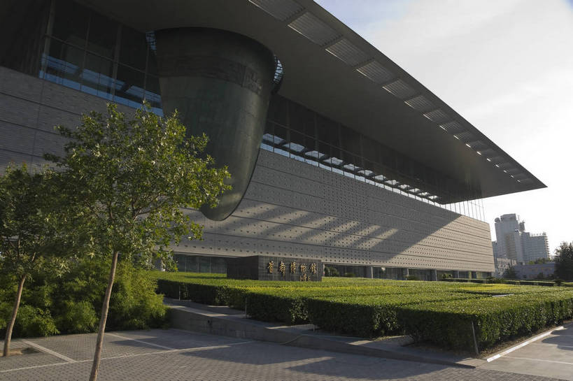 无人,摄影师,博物馆,横图,彩色,室外,白天,仰视,城市,北京,中国,亚洲,文化,东方,树木,现代化,蓝天,阳光,绿化带,气派,摄影,晴天,整洁,文明,摄像师,旅行,高层建筑,首都博物馆,bj174