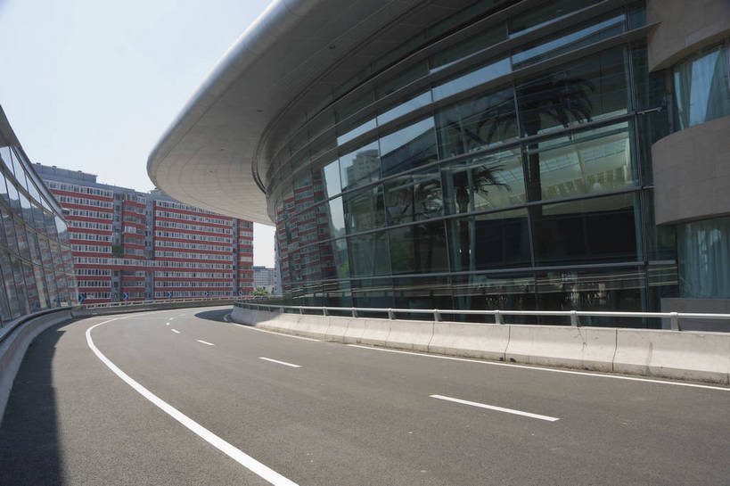 无人,摄影师,火车站,横图,彩色,室外,白天,旅游,城市,道路,建筑,北京,中国,亚洲,现代化,阳光,天,经济,晴天,摄像师,标志性建筑,北京南站,bj174