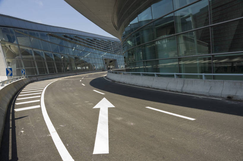 无人,摄影师,火车站,横图,彩色,室外,白天,旅游,城市,道路,建筑,北京,中国,亚洲,现代化,阳光,天,经济,晴天,摄像师,标志性建筑,北京南站,bj174