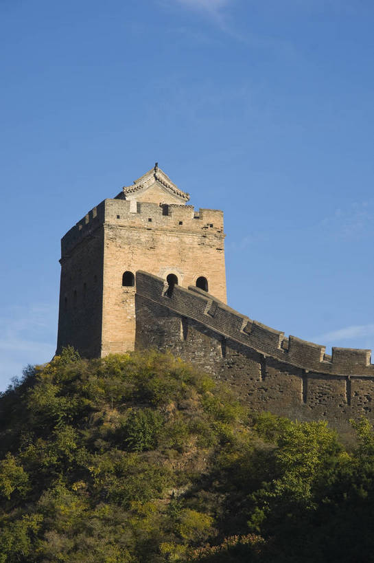 无人,摄影师,竖图,彩色,室外,白天,旅游,名胜古迹,建筑,北京,长城,中国,亚洲,壮观,首都,历史,文化,文物,遗址,树木,名胜,白云,风景,蓝天,阳光,晴天,雄伟,文明,古朴,万里长城,烽火台,东亚,摄像师,中华人民共和国,北京市,京,北平,华北地区,河北,河北省,冀,密云县,承德,承德市,气势,幽静,金山岭长城,金山岭,滦平县,密云,bj174