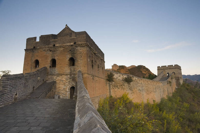 无人,摄影师,横图,彩色,室外,旅游,名胜古迹,日落,建筑,北京,长城,中国,亚洲,壮观,山川,晚霞,首都,历史,文化,文物,遗址,名胜,白云,风景,蓝天,阳光,黄昏,彩霞,晴天,雄伟,文明,古朴,万里长城,烽火台,东亚,摄像师,中华人民共和国,北京市,京,北平,华北地区,河北,河北省,冀,密云县,承德,承德市,气势,幽静,金山岭长城,金山岭,滦平县,傍晚,密云,bj174