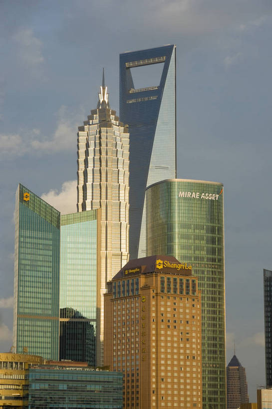 无人,摄影师,竖图,彩色,室外,白天,旅游,城市,大厦,建筑,上海,中国,亚洲,壮观,楼群,浦东,建筑物,现代化,白云,风景,蓝天,外滩,经济,雄伟,市区,陆家嘴,摄像师,幽静,商业,高层建筑,标志性建筑,bj174