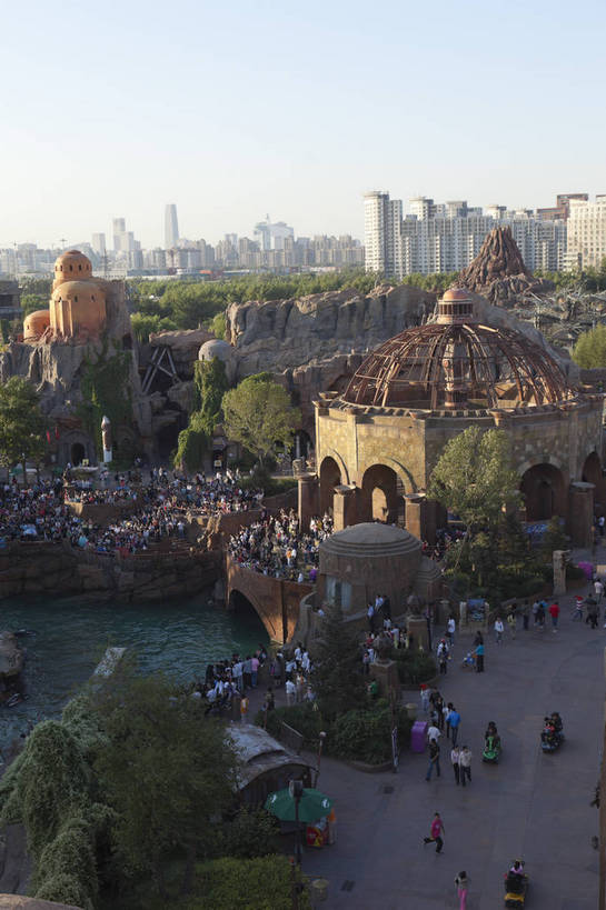 公园,游乐园,竖图,彩色,室外,白天,旅游,度假,名胜古迹,标志建筑,地标,建筑,北京,中国,遗迹,图片,景观,古迹,文物,娱乐,建设,古建筑,享受,休闲,旅游胜地,放松,摄影,游乐设施,儿童乐园,公共场所,欢乐谷,古文明,bj174