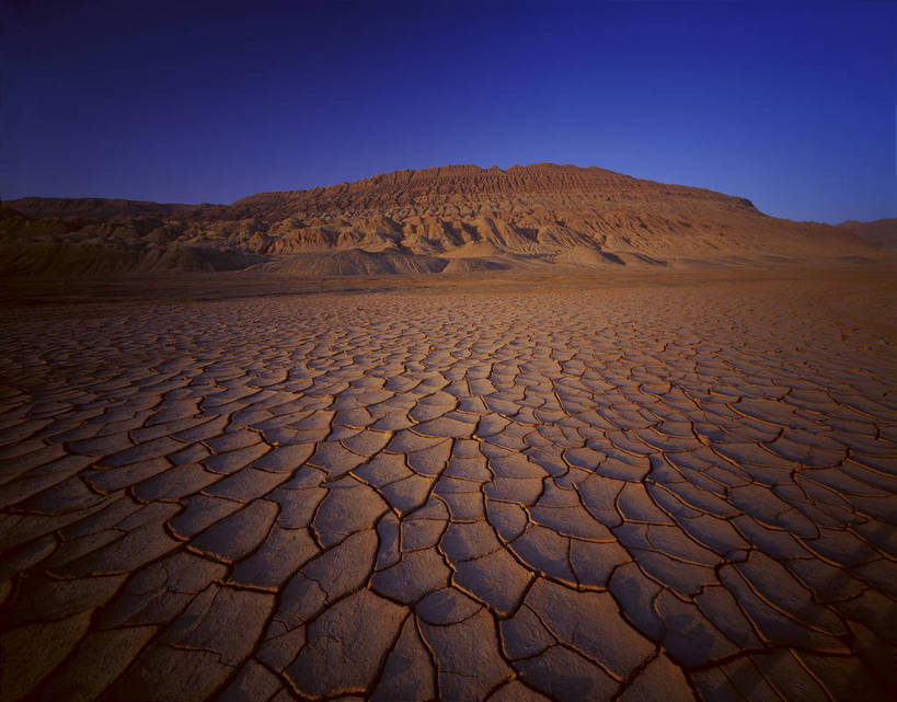无人,横图,彩色,室外,白天,旅游,度假,荒凉,美景,名胜古迹,标志建筑,地标,建筑,中国,亚洲,遗迹,龟裂,图片,古迹,文物,娱乐,建设,古建筑,风景,蓝天,天空,自然,享受,休闲,旅游胜地,放松,摄影,地理,风光,宁静,干涸,干旱,戈壁,自然风光,古文明,东亚,地貌,火焰山,吐鲁番,新疆,中华人民共和国,新疆维吾尔自治区,西北地区,苍凉,荒地,荒芜,火洲,吐鲁番地区,地质,新,bj174