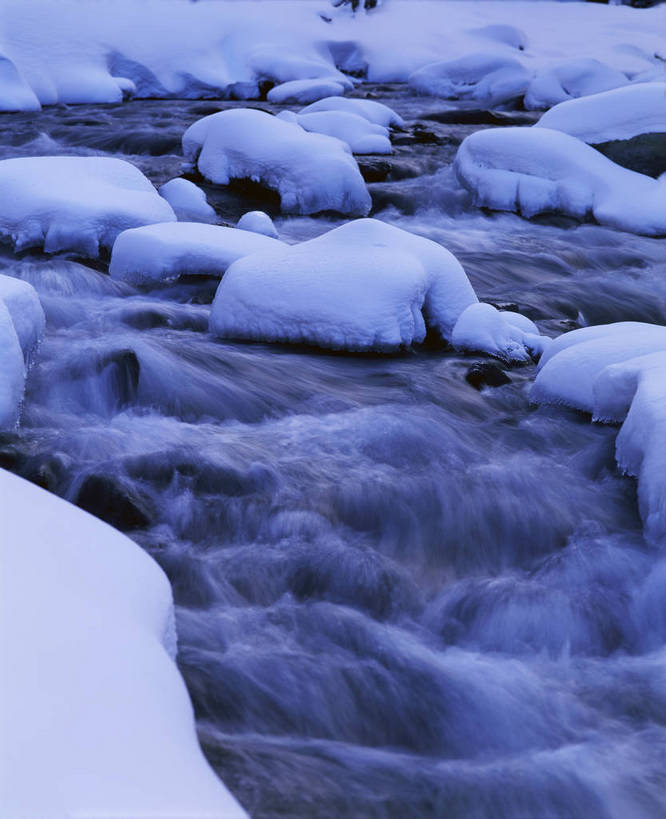 无人,竖图,彩色,室外,特写,白天,旅游,度假,美景,名胜古迹,山脉,水,溪流,标志建筑,地标,建筑,长白山,中国,亚洲,遗迹,图片,雪景,冬天,古迹,文物,娱乐,建设,古建筑,风景,小溪,自然,享受,休闲,旅游胜地,放松,摄影,地理,风光,宁静,自然风光,古文明,东亚,纯净,吉林,吉林省,中华人民共和国,东北地区,吉,长白山脉,东北,中国东北地区,东北三省,东三省,bj174