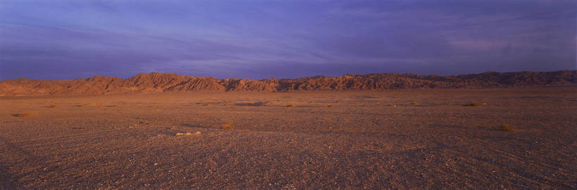 无人,横图,彩色,室外,白天,旅游,度假,美景,名胜古迹,标志建筑,地标,建筑,中国,亚洲,遗迹,壮观,图片,古城,巨石,古迹,文物,娱乐,建设,古建筑,遗址,风景,蓝天,天空,自然,享受,休闲,远景,旅游胜地,彩霞,放松,摄影,地理,风光,宁静,干涸,空旷,自然风光,古文明,东亚,地貌,魔鬼城,新疆,乌尔禾风城,克拉玛依,中华人民共和国,新疆维吾尔自治区,西北地区,克拉玛依市,苍凉,准噶尔,准噶尔盆地,地质,新,bj174