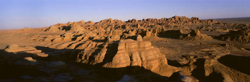 无人,横图,彩色,室外,白天,旅游,度假,美景,名胜古迹,标志建筑,地标,建筑,中国,亚洲,遗迹,壮观,图片,古城,巨石,古迹,文物,娱乐,建设,古建筑,遗址,风景,天空,自然,享受,休闲,远景,旅游胜地,放松,摄影,地理,风光,宁静,空旷,自然风光,古文明,东亚,地貌,魔鬼城,新疆,乌尔禾风城,克拉玛依,中华人民共和国,新疆维吾尔自治区,西北地区,克拉玛依市,苍凉,准噶尔,准噶尔盆地,地质,新,bj174