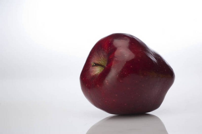 横图,彩色,室内,特写,抠图,白色背景,苹果,水果,中国,亚洲,完整,新鲜,光泽,图片,美味,食品,暗红,营养,蛇果,食物,一个,红色,红苹果,摄影,无公害,东亚,健康食品,影棚拍摄,bj174