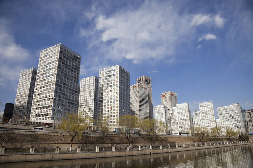 无人,横图,彩色,室外,白天,旅游,办公楼,城市风光,城市,道路,建筑,写字楼,北京,中国,亚洲,图片,河岸,建筑群,首都,辉煌,现代建筑,天空,阳光,旅游胜地,摩天大厦,安静,金融,摄影,经济,文明,中国文化,东亚,发展,中华人民共和国,北京市,京,北平,华北地区,朝阳区,通州区,繁荣,河,马路,旅行,北京CBD,北京商务中心区,中国北京大北窑,建外SOHO,通惠河,bj174