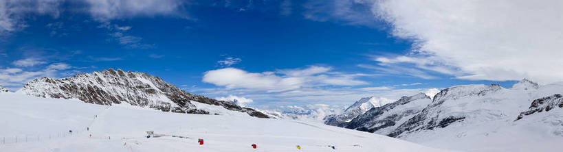 横图,彩色,室外,白天,旅游,草地,森林,田园,瑞士,欧洲,阿尔卑斯山,图片,首都,伯尔尼,自然,村庄,庄园,旅游胜地,摄影,风光,中欧,瑞士联邦,伯尔尼州,少女峰,因特拉肯,旅行,居住区,bj174