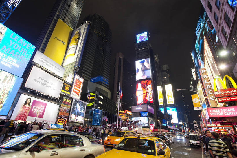 广场,横图,彩色,室外,特写,旅游,办公楼,美景,城市风光,城市,道路,建筑,街道,路,霓虹灯,商场,夜景,公路,纽约,美国,游人,广告牌,图片,景观,灯光,曼哈顿,交通,辉煌,现代建筑,旅游胜地,摩天大厦,景色,摄影,时代广场,文明,发展,灯火辉煌,繁荣,马路,旅行,购物中心,bj174