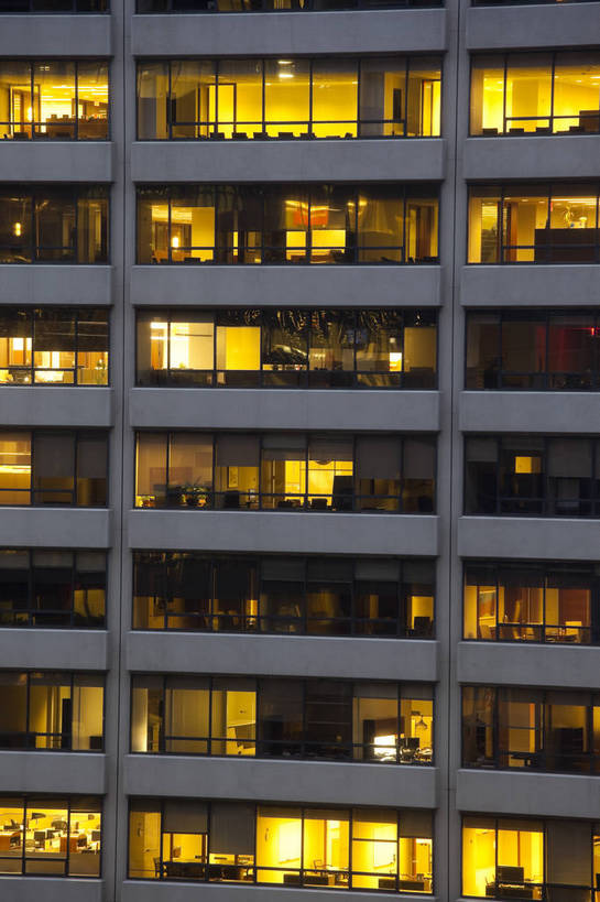 无人,竖图,彩色,室外,特写,旅游,办公楼,城市风光,城市,建筑,夜景,纽约,美国,图片,窗,建筑群,灯光,曼哈顿,辉煌,现代建筑,旅游胜地,摩天大厦,摄影,文明,商务中心,玻璃幕墙,金融中心,发展,灯火辉煌,繁荣,旅行,bj174