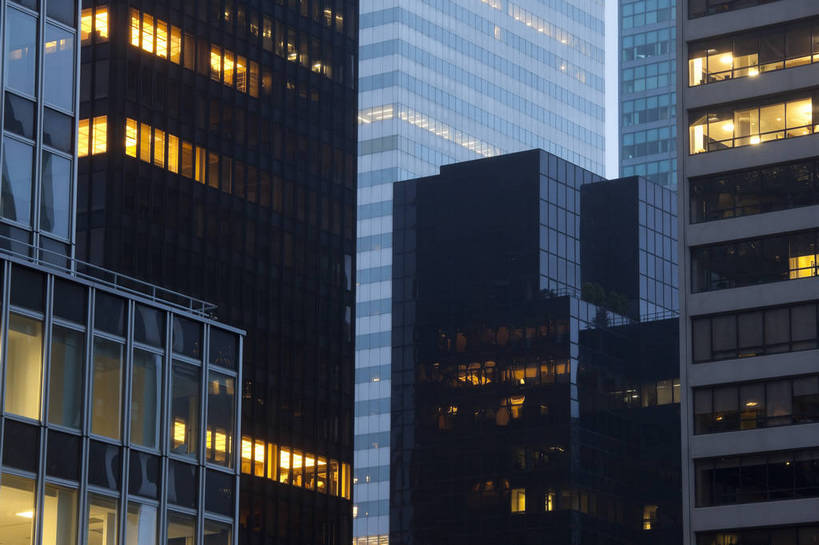 无人,横图,彩色,室外,特写,旅游,办公楼,城市风光,城市,建筑,夜景,纽约,美国,图片,窗,建筑群,灯光,曼哈顿,辉煌,现代建筑,旅游胜地,摩天大厦,摄影,文明,商务中心,玻璃幕墙,金融中心,发展,灯火辉煌,繁荣,旅行,bj174