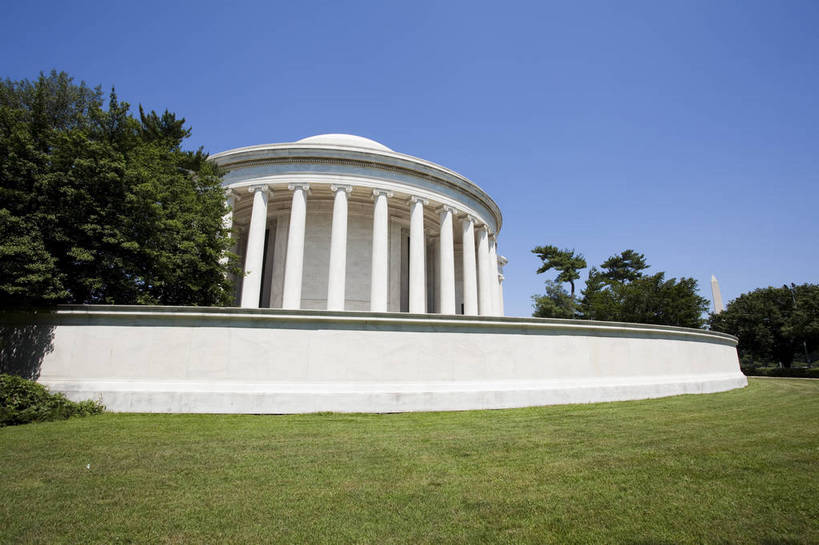 无人,横图,彩色,室外,白天,旅游,度假,草坪,名胜古迹,树林,城市风光,标志建筑,城市,地标,建筑,华盛顿,美国,遗迹,图片,纪念馆,首都,辉煌,古迹,文物,娱乐,建设,古建筑,现代建筑,天空,绿地,地标建筑,享受,休闲,旅游胜地,放松,摄影,北美,北美洲,纪念堂,文明,美洲,古文明,发展,华盛顿特区,杰弗逊纪念堂,杰佛逊纪念堂,华盛顿哥伦比亚特区,华府,杰斐逊纪念堂,北亚美利加洲,亚美利加洲,繁荣,旅行,美利坚合众国,bj174