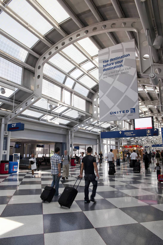 机场,竖图,彩色,室内,特写,白天,旅游,建筑,美国,游客,图片,交通,辉煌,候机厅,现代建筑,大堂,航站楼,旅游胜地,运输,摄影,文明,细节,发展,芝加哥,繁荣,旅行,芝加哥机场,bj174