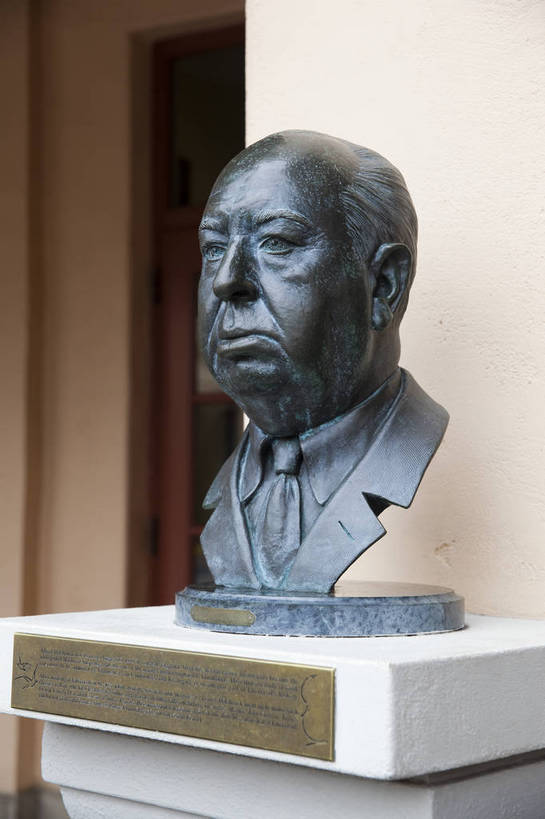 无人,游乐园,竖图,彩色,室外,白天,旅游,建筑,雕塑,美国,雕像,图片,辉煌,现代建筑,旅游胜地,摄影,文明,发展,洛杉矶,影城,繁荣,环球影城,旅行,bj174