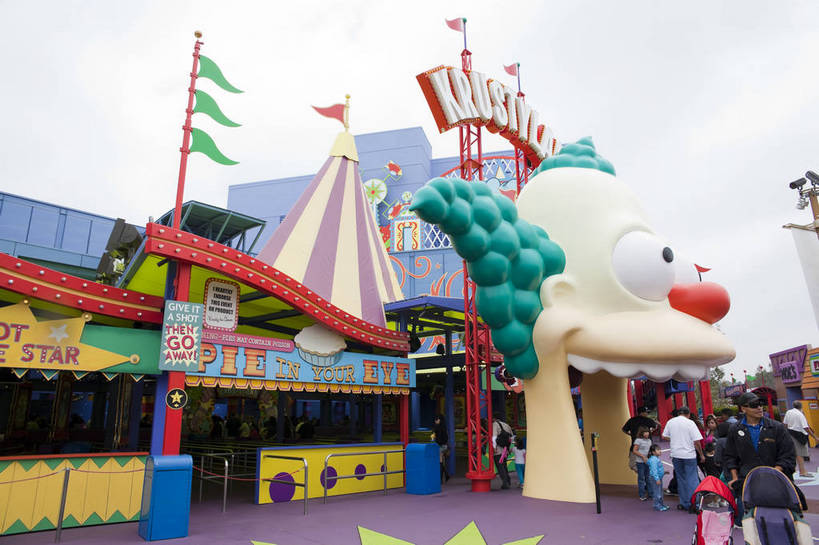 游乐园,横图,彩色,室外,白天,旅游,度假,城市风光,建筑,美国,游客,图片,辉煌,现代建筑,游玩,假日,旅游胜地,摄影,游乐设施,儿童乐园,文明,发展,洛杉矶,影城,繁荣,环球影城,旅行,bj174