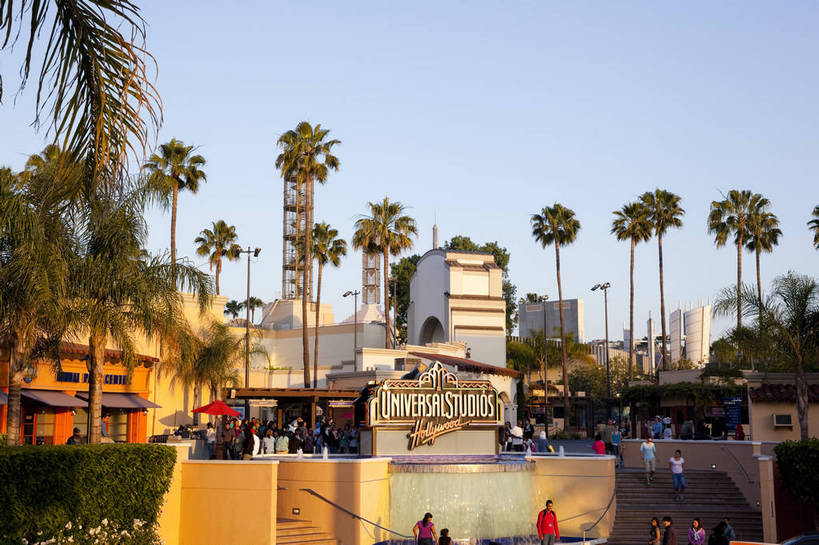 游乐园,横图,彩色,室外,白天,旅游,城市风光,建筑,美国,游客,标志,图片,辉煌,现代建筑,旅游胜地,摄影,文明,发展,好莱坞,洛杉矶,影城,繁荣,环球影城,旅行,bj174