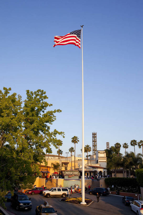 游乐园,竖图,彩色,室外,白天,旅游,城市风光,建筑,美国,游客,标志,图片,辉煌,现代建筑,旅游胜地,摄影,文明,发展,好莱坞,洛杉矶,影城,繁荣,环球影城,旅行,bj174