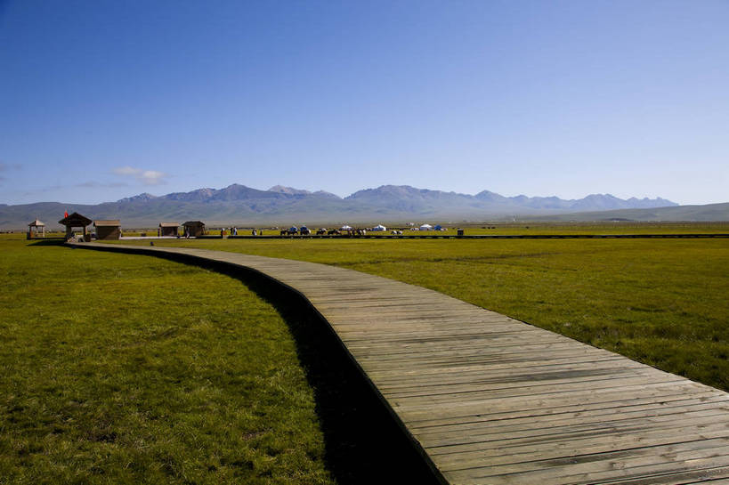 无人,横图,彩色,室外,白天,旅游,度假,草原,湖,美景,名胜古迹,山脉,田园,标志建筑,地标,建筑,中国,亚洲,遗迹,图片,田野,古迹,文物,娱乐,建设,古建筑,白云,风景,蓝天,天空,自然,平原,享受,休闲,远景,旅游胜地,放松,摄影,地理,四川省,木板路,风光,宁静,空旷,自然风光,古文明,东亚,甘肃,甘肃省,四川,碌曲县,郎木寺,阿坝,郎木寺镇,中华人民共和国,西南地区,阿坝藏族羌族自治州,阿坝州,川,西北地区,甘,郎木寺乡,花湖,若尔盖县,若尔盖花湖,若尔盖,bj174