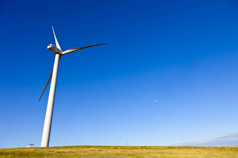 无人,横图,彩色,室外,白天,旅游,度假,草地,草原,名胜古迹,田园,标志建筑,地标,建筑,风车,中国,亚洲,环保,遗迹,电力,图片,田野,古迹,文物,娱乐,建设,古建筑,蓝天,自然,平原,享受,休闲,旅游胜地,放松,蒙,摄影,风光,古文明,东亚,内蒙古,包头,中华人民共和国,华北地区,内蒙古自治区,包头市,风力发电,旅行,达尔罕茂明安联合旗,达茂旗,希拉穆仁草原,bj174