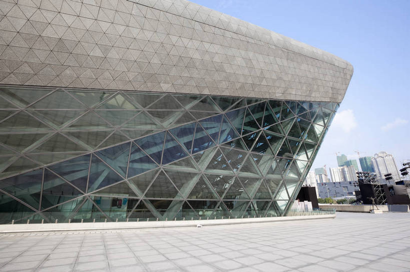 无人,广场,横图,彩色,室外,白天,旅游,度假,名胜古迹,标志建筑,城市,地标,建筑,广州,中国,亚洲,遗迹,图片,古迹,文物,娱乐,建设,古建筑,现代建筑,地标建筑,享受,休闲,旅游胜地,摩天大厦,放松,摄影,都市风光,文明,中国文化,古文明,东亚,广东,广东省,中华人民共和国,华南地区,省会,广州市,粤,繁荣,旅行,高楼,传统文化,广州新中轴线,花城广场,bj174