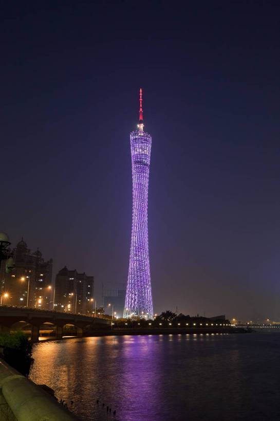 无人,竖图,彩色,室外,旅游,度假,名胜古迹,标志建筑,城市,地标,建筑,夜景,广州,遗迹,图片,古迹,文物,娱乐,建设,古建筑,现代建筑,地标建筑,享受,休闲,旅游胜地,摩天大厦,放松,摄影,河畔,都市风光,文明,中国文化,古文明,珠江,繁荣,河,江,旅行,高楼,居住区,传统文化,bj174