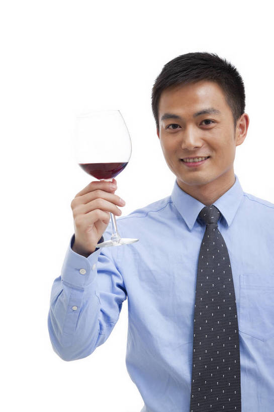 红酒,东方人,商务人士,商务男性,站,微笑,竖图,彩色,室内,白天,抠图,白色背景,正面,衬衫,商务,时尚,成功,职员,上海,中国,仅一个人,套装,正装,图片,现代,酒杯,职业,成熟,自信,举杯,摄影,青春,祝贺,商务装,工薪阶层,精明,男人,男性,年轻男性,亚洲人,中国人,年轻人,白领,商人,上班族,半身,影棚拍摄,衬衣,愉快,白领阶层,办公室职员,bj174