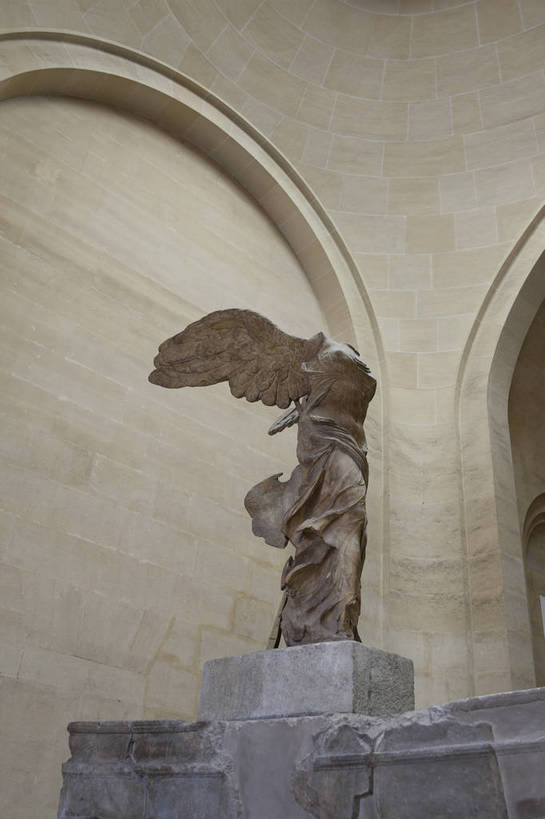 博物馆,竖图,彩色,室内,白天,旅游,度假,名胜古迹,标志建筑,地标,建筑,法国,巴黎,遗迹,艺术,人像,雕像,图片,建筑群,卢浮宫,古典,古迹,文物,娱乐,建设,古建筑,地标建筑,享受,休闲,旅游胜地,放松,竖,摄影,文明,古文明,世界文化遗产,古代文明,旅行,传统文化,bj174