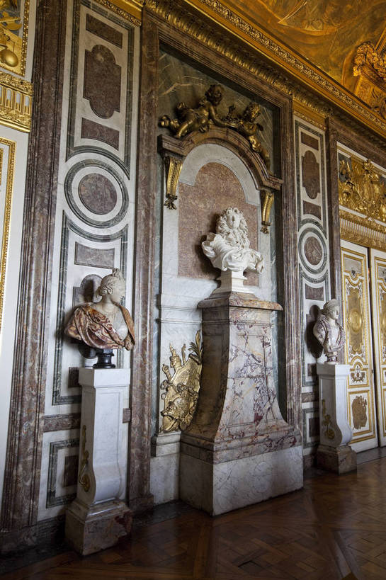 宫殿,竖图,彩色,室内,特写,白天,旅游,度假,名胜古迹,门,标志建筑,城市,地标,建筑,法国,巴黎,遗迹,图片,建筑群,古典,豪华,古迹,文物,娱乐,建设,大厅,古建筑,地标建筑,享受,休闲,旅游胜地,放松,竖,摄影,国王,文明,金碧辉煌,古文明,世界文化遗产,凡尔赛宫,路易十四,古代文明,旅行,皇宫,传统文化,艺术殿堂,bj174