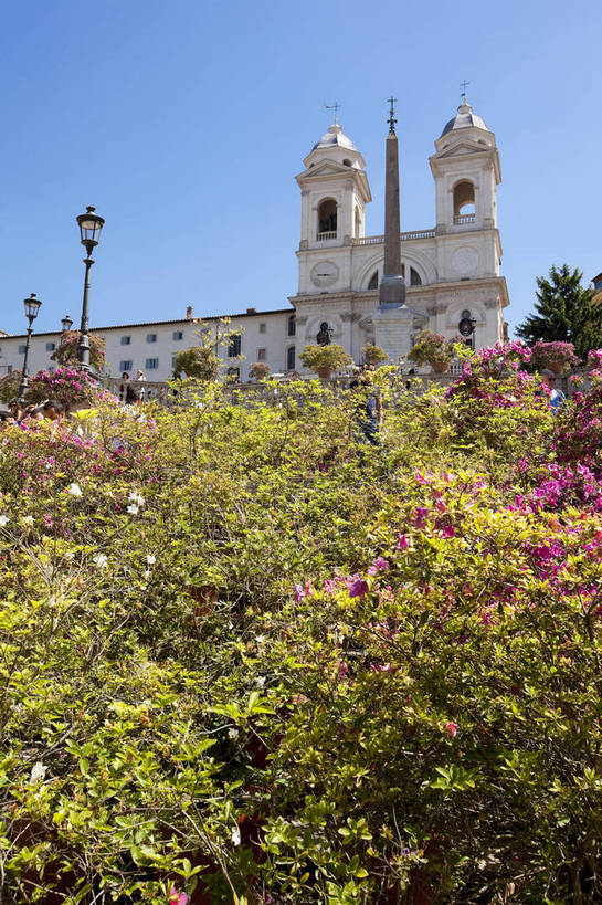 广场,竖图,彩色,室外,白天,旅游,度假,名胜古迹,标志建筑,地标,建筑,意大利,罗马,遗迹,花坛,图片,古城,建筑群,古典,古迹,文物,娱乐,建设,古建筑,西班牙广场,地标建筑,享受,休闲,旅游胜地,放松,竖,摄影,文明,古文明,世界文化遗产,旅行,传统文化,bj174