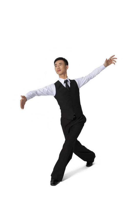 东方人,站,微笑,竖图,彩色,室内,白天,抠图,白色背景,正面,时尚,跳舞,北京,中国,仅一个人,图片,健康,活力,可爱,平衡,自信,摄影,青春,优美,伸出,国标舞,弹性,端庄,乐观,技能,男人,男性,年轻男性,亚洲人,中国人,年轻人,舞蹈演员,全身,影棚拍摄,礼服,愉快,舞蹈,bj174