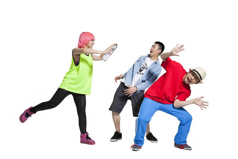 东方人,三个人,伙伴,横图,彩色,室内,白天,正面,侧面,时尚,跳舞,友谊,热情,合作,团队,北京,中国,图片,街头,玩,休闲装,健康,个性,活力,激情,美女,平衡,摄影,技巧,青春,街舞,酷,嘻哈,舞蹈服,弹性,动感,玩笑,技能,友情,男人,男性,年轻男性,年轻女性,女人,女性,亚洲人,中国人,年轻人,全身,影棚拍摄,开心,愉快,舞蹈,bj174