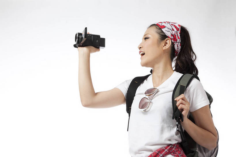 东方人,站,横图,彩色,室内,白天,抠图,白色背景,侧面,时尚,热情,北京,中国,仅一个人,图片,摄像机,背包,享受,休闲服,活力,可爱,美女,自信,摄像,摄影,生活方式,录像机,摄影机,青春,轻松,录像,乐观,年轻女性,女人,女性,亚洲人,中国人,年轻人,半身,影棚拍摄,健身,旅行,愉快,拍摄,bj174