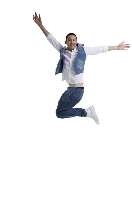 东方人,一个人,竖图,彩色,室内,白天,抠图,白色背景,侧面,时尚,兴奋,北京,中国,图片,休闲,休闲服,活力,可爱,竖,摄影,生活方式,青春,牛仔装,乐观,男人,男性,年轻男性,亚洲人,中国人,年轻人,跳跃,全身,影棚拍摄,高兴,愉快,bj174