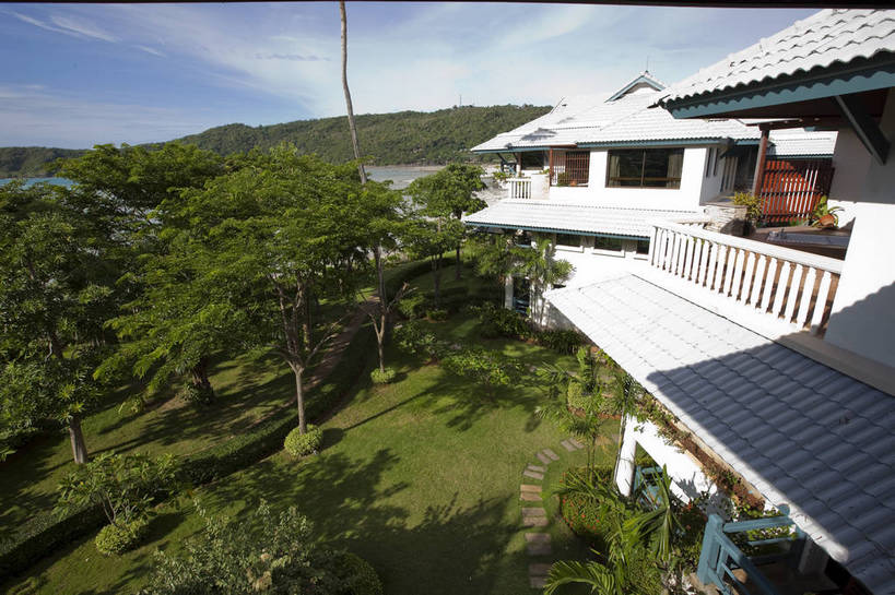 无人,横图,彩色,室外,白天,旅游,度假,草坪,美景,名胜古迹,树林,标志建筑,地标,建筑,酒店,泰国,亚洲,遗迹,图片,古迹,文物,娱乐,建设,古建筑,普吉岛,自然,享受,休闲,旅游胜地,放松,摄影,东南亚,海滨,度假村,古文明,泰王国,皮皮岛,安达曼海,普吉,披披岛,海,海滩,旅行,bj174