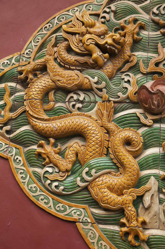 无人,公园,竖图,彩色,室外,特写,白天,旅游,度假,名胜古迹,标志建筑,地标,建筑,北海公园,北京,中国,遗迹,艺术,龙,雕刻,浮雕,图片,古迹,文物,娱乐,建设,古建筑,享受,休闲,旅游胜地,放松,摄影,琉璃,古代建筑,文明,中国文化,古文明,影壁,皇家园林,九龙壁,旅行,bj174