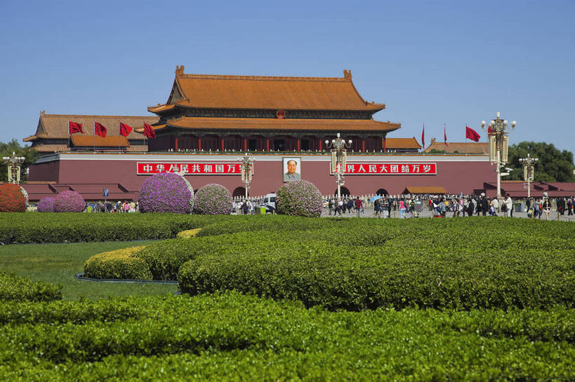 无人,故宫,天安门,广场,横图,彩色,室外,白天,旅游,度假,名胜古迹,标志建筑,地标,建筑,北京,天安门广场,中国,遗迹,花坛,图片,建筑群,古典,古迹,文物,娱乐,建设,古建筑,享受,休闲,旅游胜地,放松,摄影,城楼,文明,中国文化,气氛,长安街,古文明,国庆节,旅行,bj174