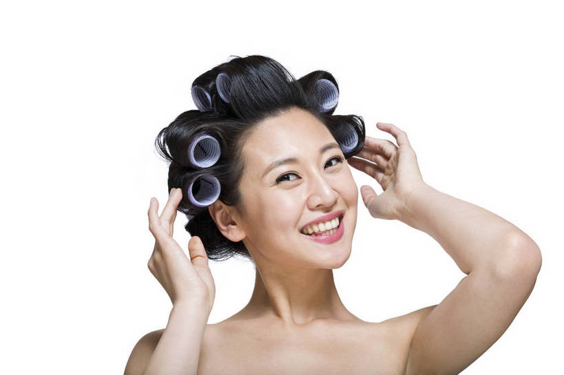 东方人,五官,脸,笑,横图,彩色,室内,特写,白天,留白,抠图,白色背景,正面,美容,美发,时尚,北京,中国,仅一个人,护肤,图片,休闲,表情,成熟,可爱,美女,自信,摄影,头像,生活方式,护发,烫发,精致,青春,优雅,卷,肖像,乐观,年轻女性,女人,女性,亚洲人,中国人,年轻人,面部,影棚拍摄,愉快,bj174