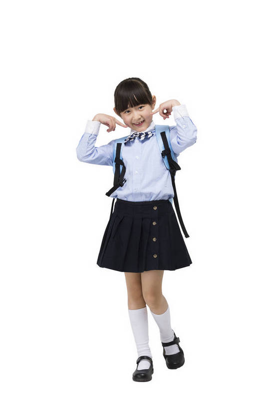 东方人,儿童,背,一个人,学生,站,竖图,彩色,室内,白天,留白,抠图,白色背景,正面,快乐,幸福,北京,中国,包,书包,图片,小孩,背包,背着,站着,放学,校服,放松,可爱,童年,童趣,摄影,成长,希望,手舞足蹈,好奇,未来,乐观,背负,天真,男孩,男人,男性,女孩,女人,女性,亚洲人,中国人,孩子,站立,全身,影棚拍摄,双肩包,男生,女生,小学生,bj174