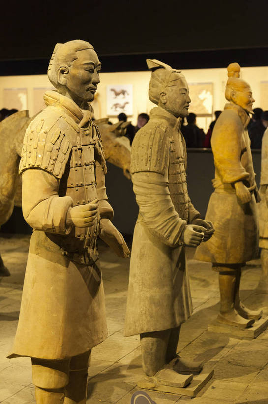 无人,博物馆,竖图,彩色,室内,特写,白天,旅游,度假,雕塑,兵马俑,西安,中国,亚洲,士兵,风俗,雕像,图片,古典,文化,文物,娱乐,传统,工艺品,享受,休闲,旅游胜地,放松,精神,摄影,古董,战士,古物,文明,中国文化,古玩,东亚,陕西,陕西省,湖北,西安市,中华人民共和国,省会,西北地区,陕,古代文明,制度,旅行,陕西历史博物馆,雁塔区,陕西省博物馆,bj174